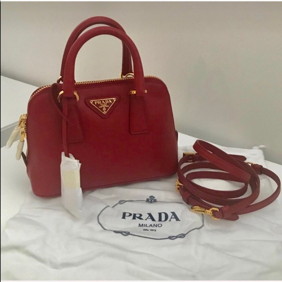 prada saffiano promenade mini